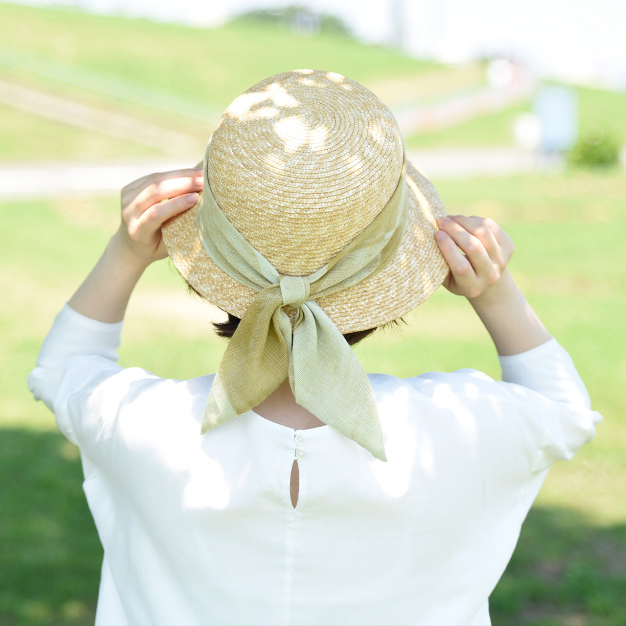 ストールリボンの麦わら帽子 Crochet straw hat _ 3 colors