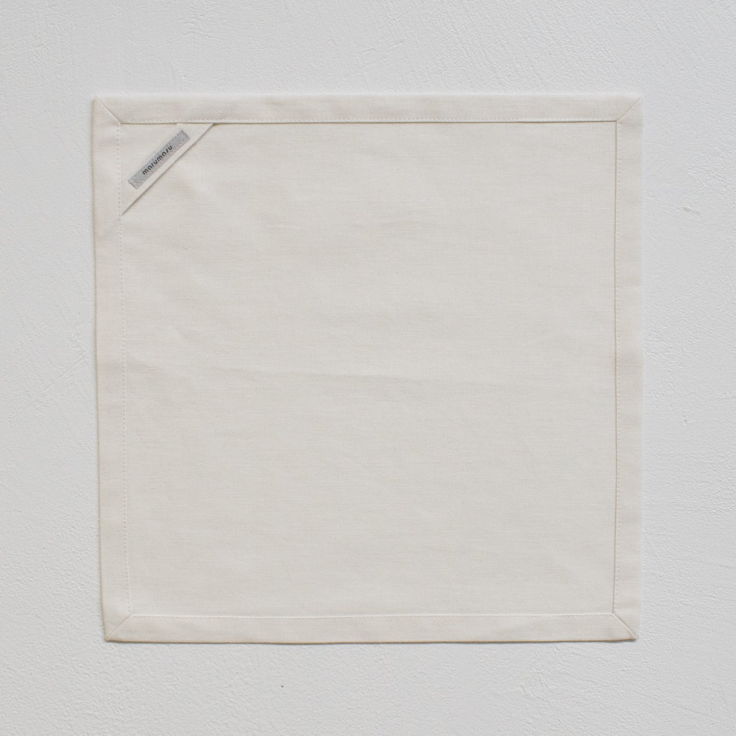 1プレート用の額縁ランチョンマット _ 30cm×30cm