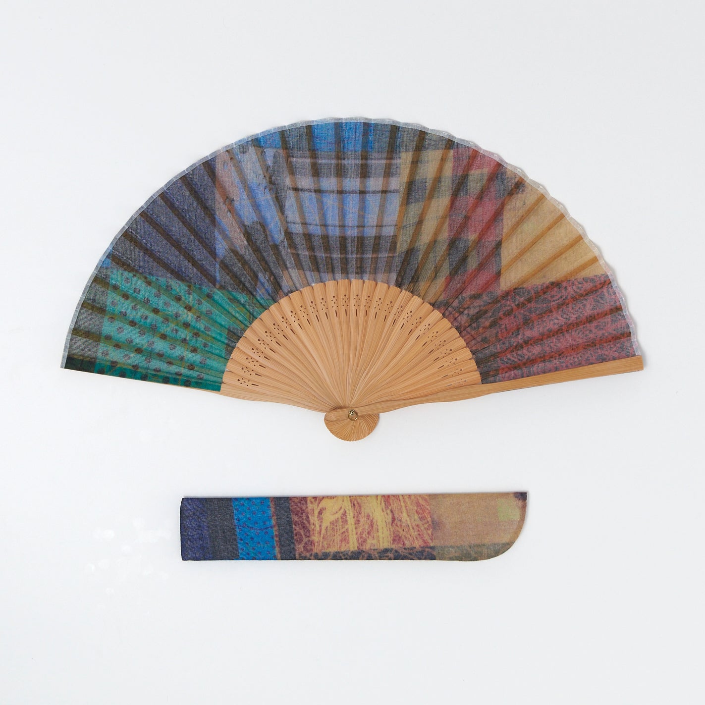 昔ながらの製法で仕立てた綿扇子　KATAKATA _ 2 colors